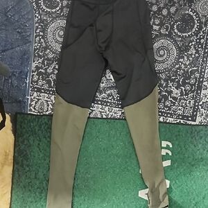 Ever forward Black and Olive Compression Oants